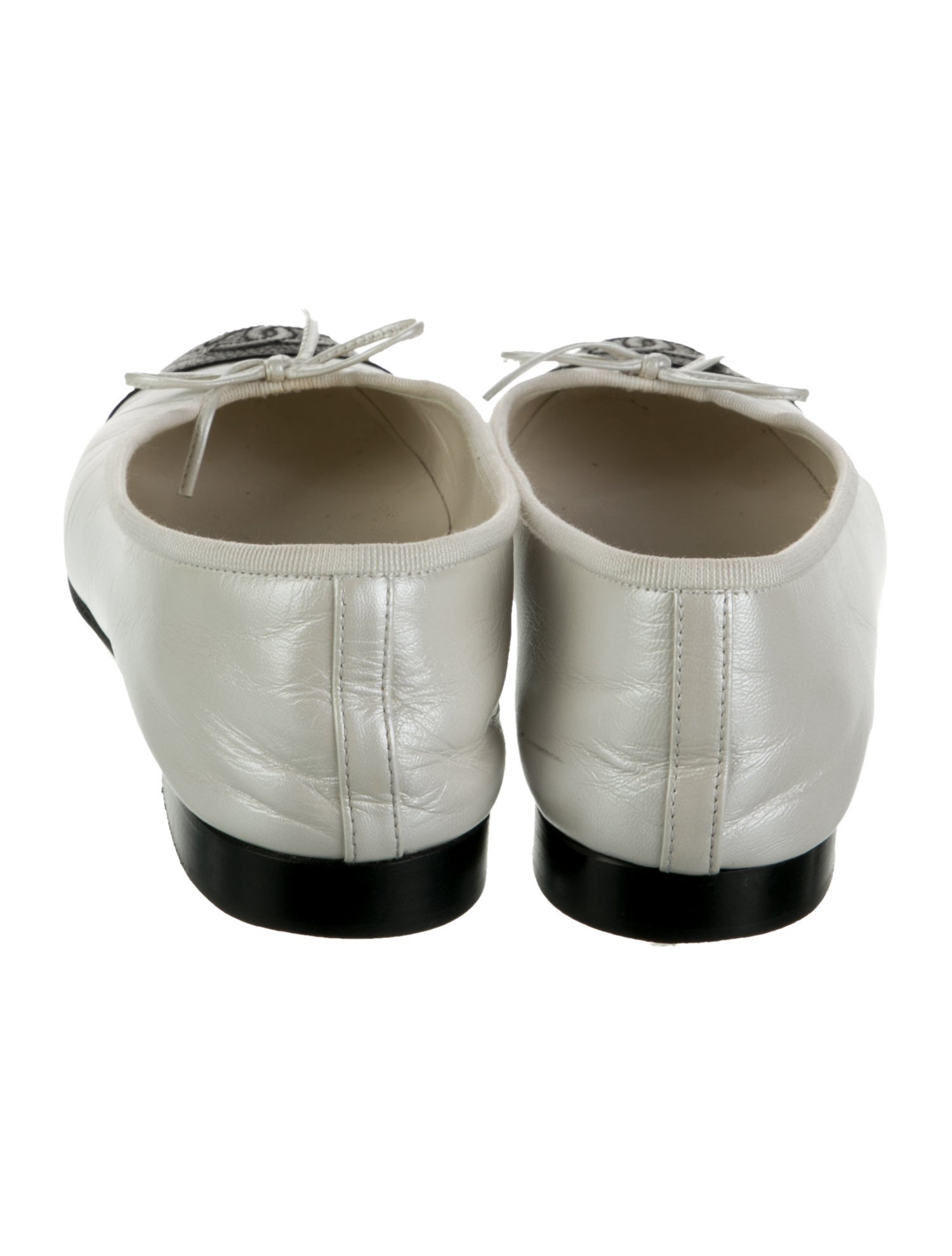 Chanel Interlocking CC Logo Calfskin Ballet Flats